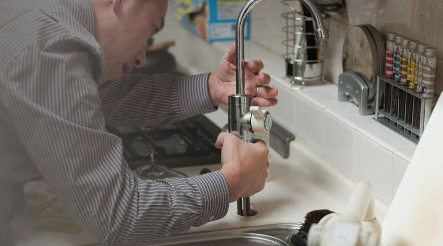 Expert burst pipe repair services in Lagro, IN